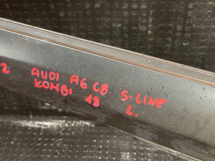 AUDI A6 C8 4K0 18-25 S-LINE MOULURE SEUIL GAUCHE REVÊTEMENT SUR SEUIL GAUCHE