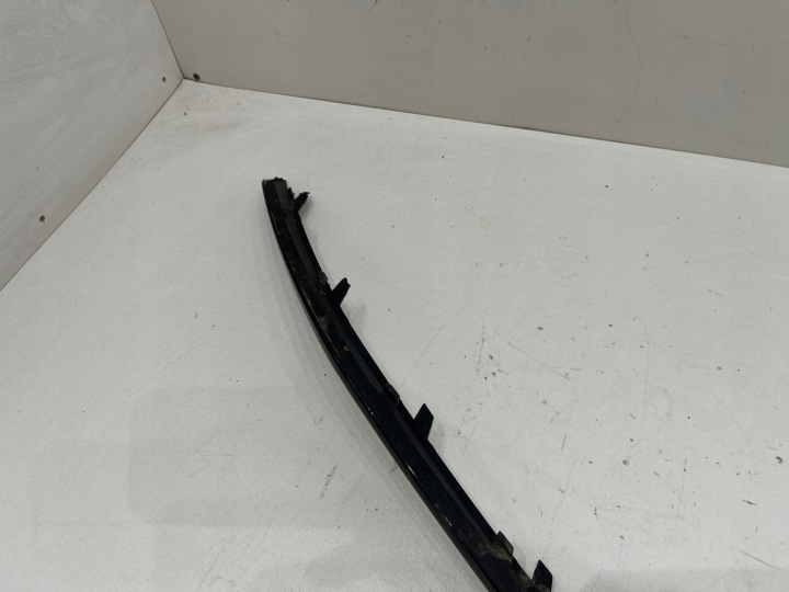AUDI Q8 4M8 S-LINE MOULURE DOUBLURE PARE-CHOCS AVANT AVANT 4M8853765