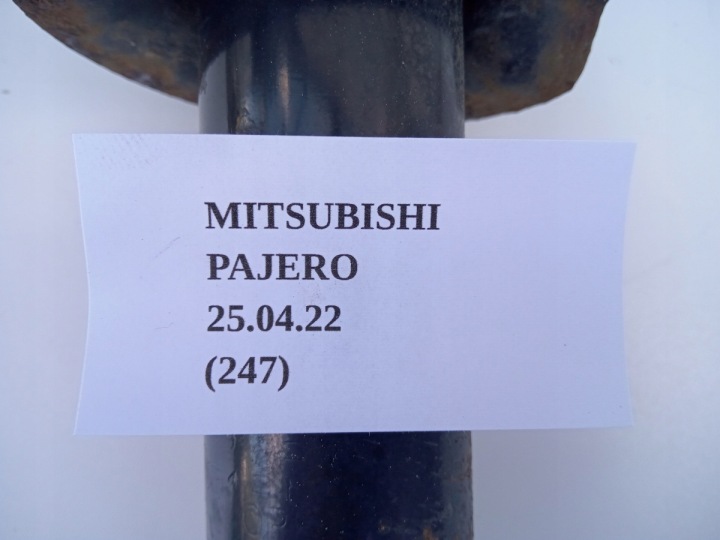 AMORTISSEUR GAUCHE DROIT MITSUBISHI PAJERO SPORT II