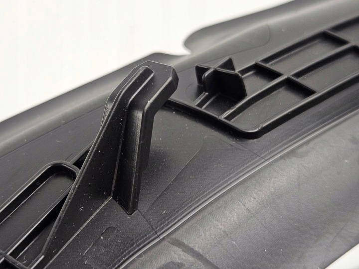 SKODA KODIAQ II PROTECTION BOUCHON GARDE-BOUE DROIT AVANT 57H821112