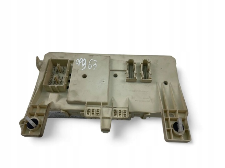 BOÎTE FUSIBLES VOLVO V50 (MW) 31268178 31310602 2010