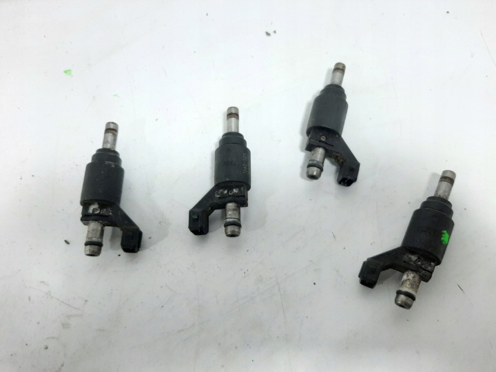 OPEL SIGNUM 2.2DGI 03R INJECTEUR INJECTEUR 24404012
