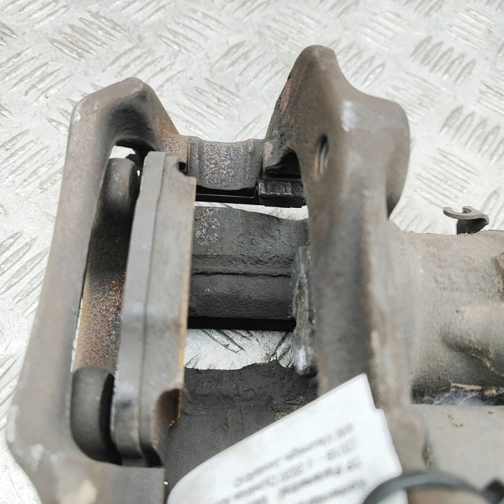 ÉTRIER DE FREIN DE FREIN ARRIÈRE GAUCHE BMW X5 (G05) 6891909 34141732 3.0L 195KW 2020
