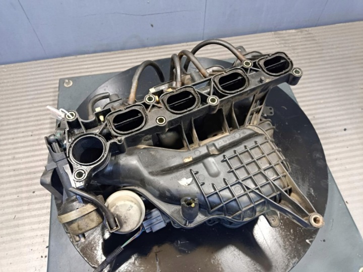 FORD MONDEO MK4 2.0 16V COLLECTEUR ADMISSION M738A