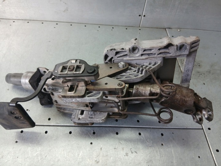 COLONNE DIRECTION AUDI A6 C5 98R BERLINE 1.9TDI 4B1419502B