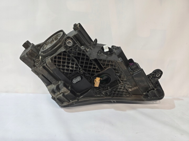 SKODA SUPERB 3 3V1 15-LAMPA GAUCHE AVANT XÉNON 3V1941015B