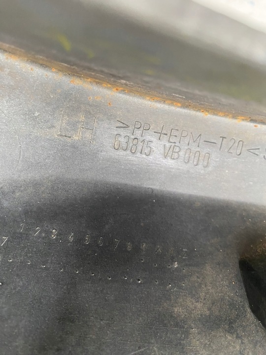 NISSAN PATROL Y61 98- MOULURE PARE-CHOCS GAUCHE AVANT 63815 VB000
