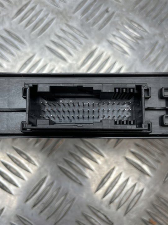 BMW E87 E90 E91 CONTRÔLEUR MODULE CONFORT 9229878