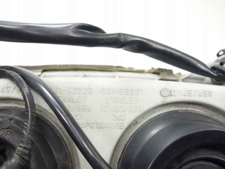 PHARE AVANT PROJECTEUR HONDA CBR 1000F SC25 001-2221