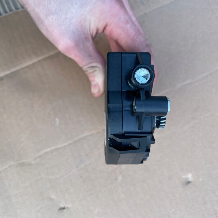 MERCEDES W166 GLE PETIT MOTEUR TOIT OUVRANT A1669069600 FONCTIONNEL