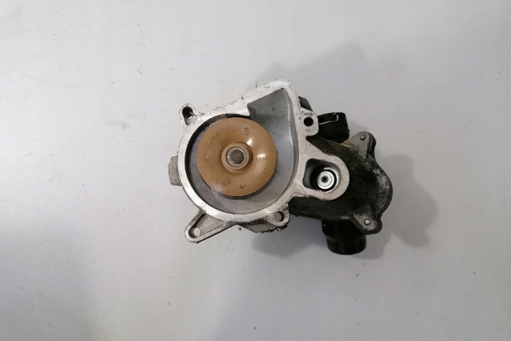 POMPE À EAU BMW X5 (E70) 8516435 3.0L DIESEL 210KW 2010