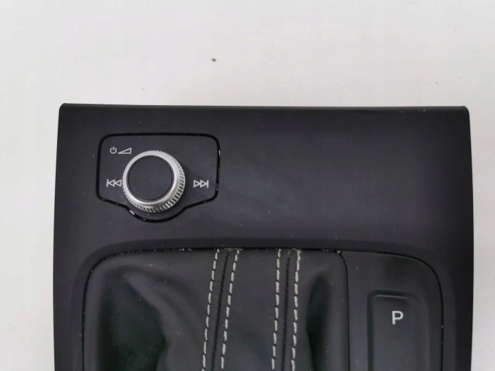 AUDI A1 2023 LEWARKI I MÉCANISME