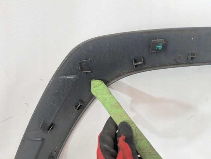 HYUNDAI TUCSON IV N-LINE 87713N7CA0 MOULURE GARDE-BOUE GAUCHE AVANT J-8233