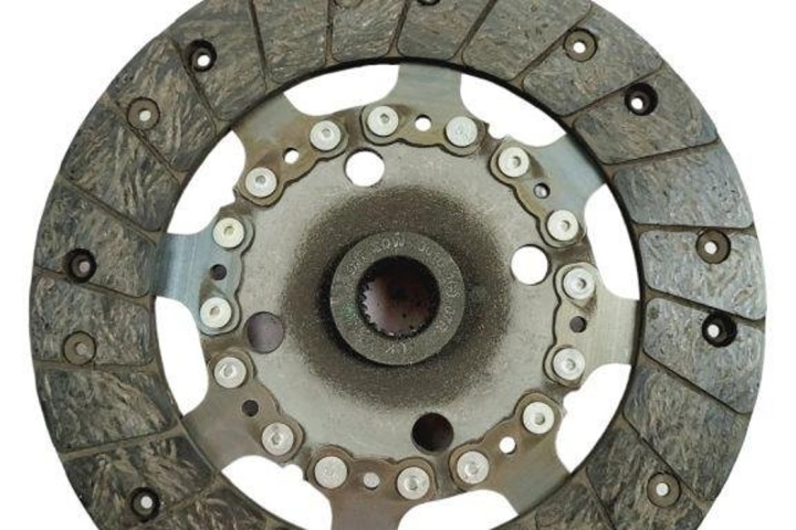 ENSEMBLE ADHÉRENCE NISSAN QASHQAI II (J11, J11_) 302053062R 1.3L GASOLINE