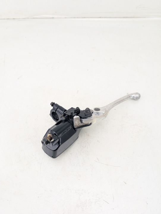 HONDA CBF 500 POMPE DE FREIN AVANT