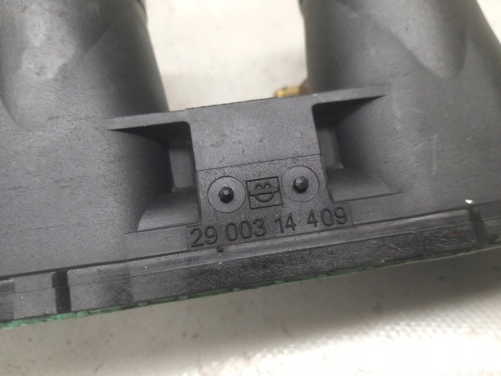 COLLECTEUR ADMISSION COUVERCLES DE COFFRE CONDUIT D'AIR A4 B6 PASSAT B5 2.0 FSI AWA 150KM 06D133209T