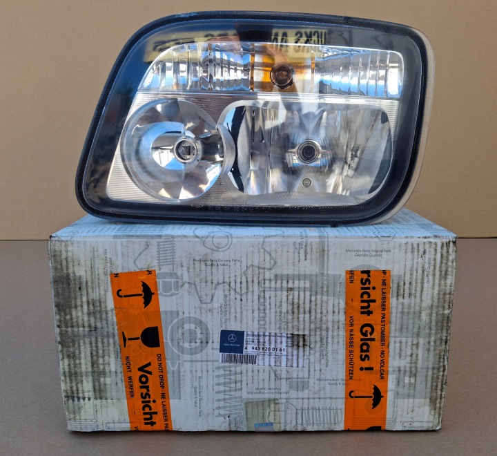 PHARE PROJECTEUR GAUCHE MERCEDES ACTROS 03- A9438200161 NO V224/196