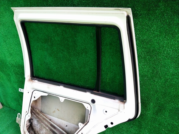 VW GOLF IV BORA COMBI UNIVERSEL LB9A PORTES ARRIÈRE ARRIÈRE DROIT