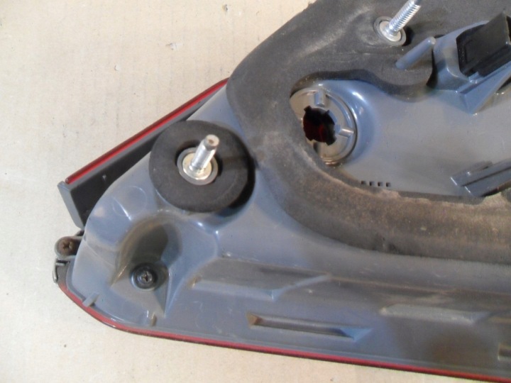 PHARE GAUCHE ARRIÈRE HYUNDAI I40 LIFT 92403-3Z5