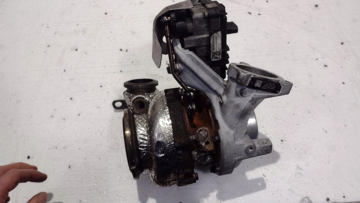AUDI SQ7 4M 4.0 TDI TURBO TURBOCOMPRESSEUR 057145654AC
