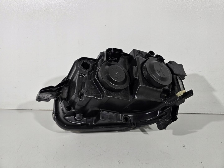 CITROEN C3 III 1.6 B-HDI 17R 5D PHARE DROITE AVANT 9820059780