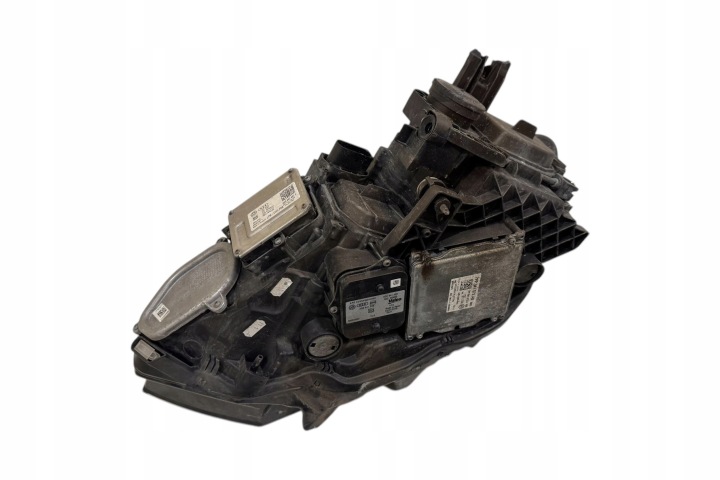 PROJECTEUR VOLKSWAGEN PASSAT B8 3G1941082A