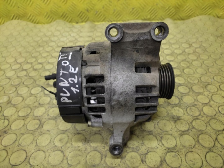 FIAT PUNTO II 1.2 ALTERNATEUR 46843091