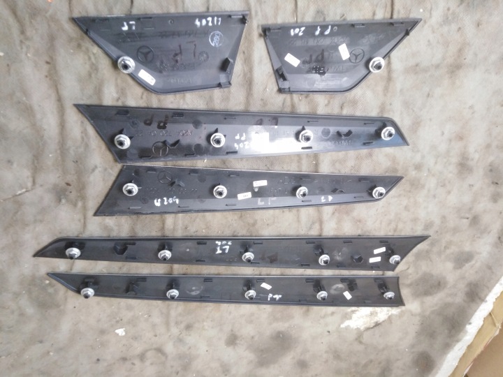 MERCEDES C W204 BAGUETTES DÉCORS GARNITURE DE PORTE PORTES KIT