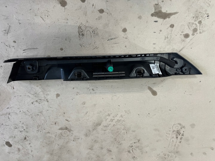 HYUNDAI I30 III 17- UNIVERSEL FIXATION RIDEAUX COUVERCLES DE COFFRE