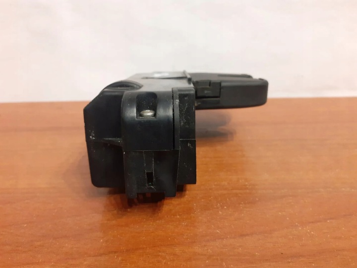 SERRURE COUVERCLES DE COFFRE COUVERCLES DE COFFRE PEUGEOT 607 (9D, 9U) 11634 2002