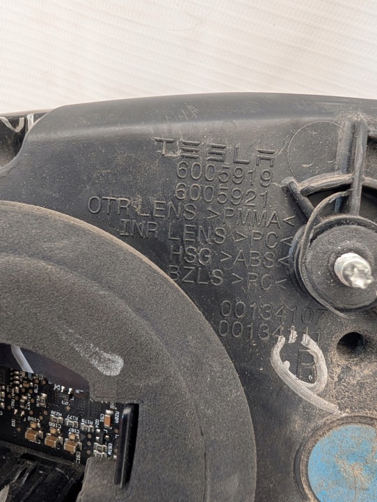 PHARE DROIT ARRIÈRE ARRIÈRE DROITE TESLA MODÈLE AVEC 6005921-00-D 600592100D EUROPE