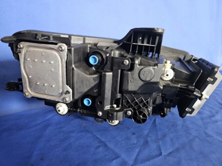 PHARE GAUCHE AVANT COMPLET LED VOLVO V60 II
