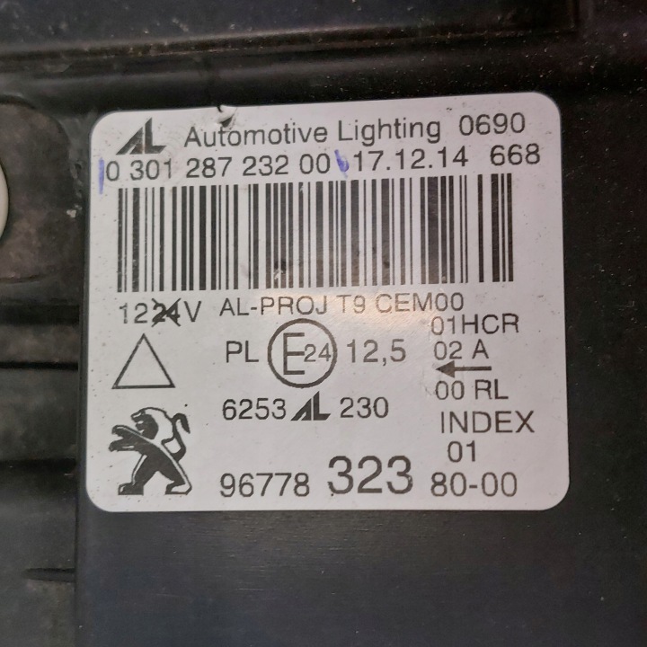 PEUGEOT 308 II T9 PHARE DROITE AVANT COMPLET LED 030128723200 AL