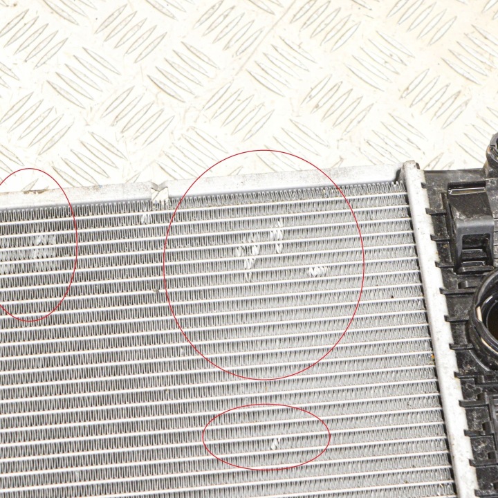 MERCEDES-BENZ E A207 2015 RADIATEUR