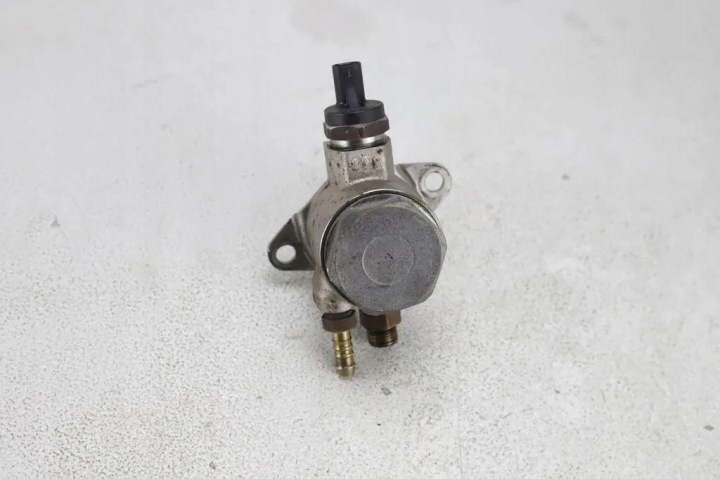 POMPE CARBURANTS VW PASSAT B6 (3C2) 03C127026G 1.4L GASOLINE 110KW 2013