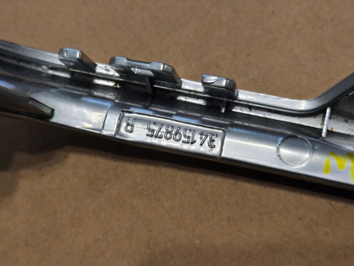 CHROME CAOUTCHOUC VOLVO S60 V60 XC60 V70 S80