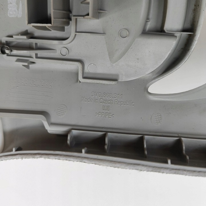 SKODA SUPERB B8 (3V) 2017 GAUCHE CÔTÉ PROTECTION INFÉRIEURE MONTANTS B