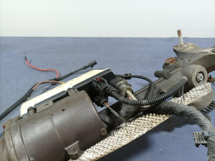 VW PASSAT B7 CRÉMAILLÈRE DE DIRECTION DIRECTION SUPPORT EUROPE 3C1423050L