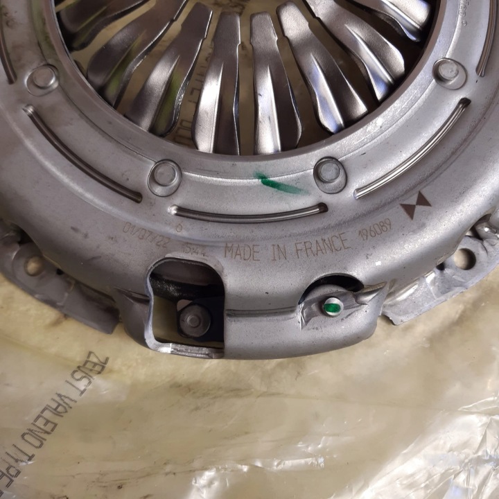 EMBRAYAGE JEU NISSAN INTERSTAR 2,2-2,5 DCI 02-