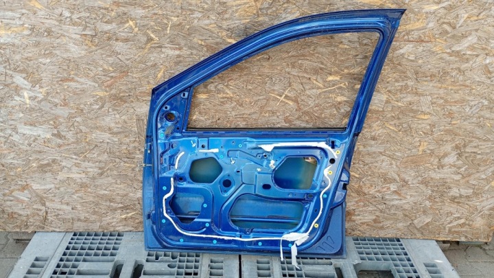 PORTES AVANT DROIT FIAT PUNTO II 03R PEINTURE 597
