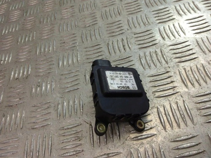 SOUPAPES STERUJACE CHAUFFAGE AUDI A6 AVANT (4F5, C6) 4B1820511K 1.9L DIESEL