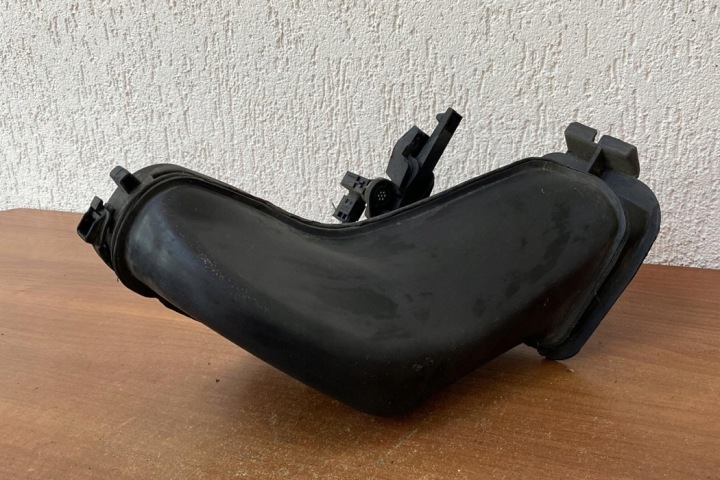PIÈCE KANALU ADMISSION AIR BMW 7 (E65, E66, E67) 8379955 3.0L DIESEL