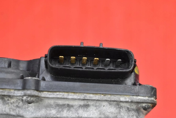 PAPILLON DES GAZ RF7J136B0C MAZDA 5 1 I CR 2.0 CITD 110 KM 05-08