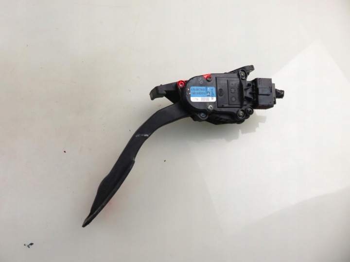 POTENTIOMÈTRE GAZ TOYOTA YARIS I 1.4 D-4D 6PV00871600 780100D010