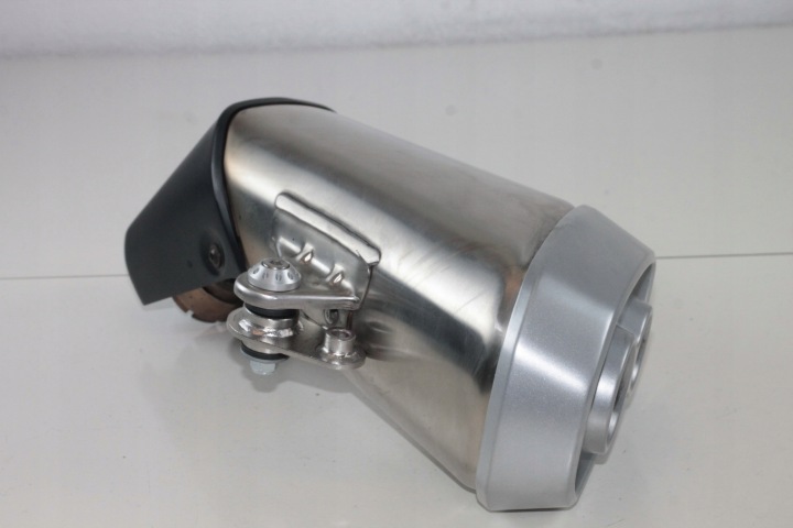 MOTO GUZZI V 100 V100 MANDELLO AVEC ÉCHAPPEMENT SILENCIEUX