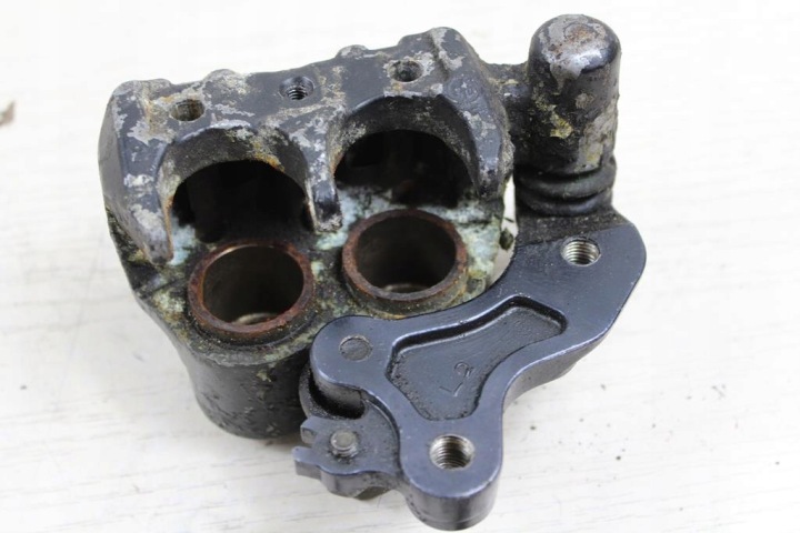 HONDA CM450 PC051 ÉTRIER DE FREIN DE FREIN AVANT