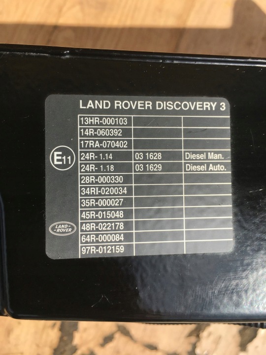 PANNEAU AVANT LAND ROVER DISCOVERY III DIN500016