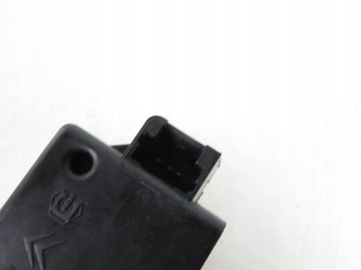 SERRURE COUVERCLES DE COFFRE PEUGEOT 607 9646091480