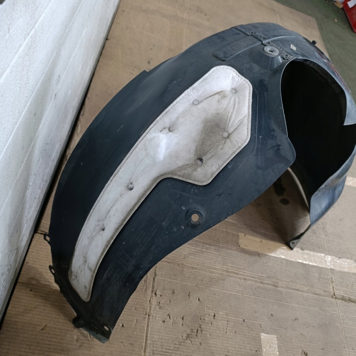 PASSAGE DE ROUE GAUCHE AVANT HYUNDAI KONA 86811-J9000