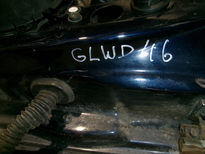 PORTES GAUCHE AVANT AUDI A38P 1.6 ESSENCE 102KM 2004R 3DRZWIOWA